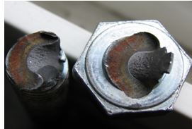 圖13-87斷口宏觀形貌 圖13-87斷口宏觀形貌